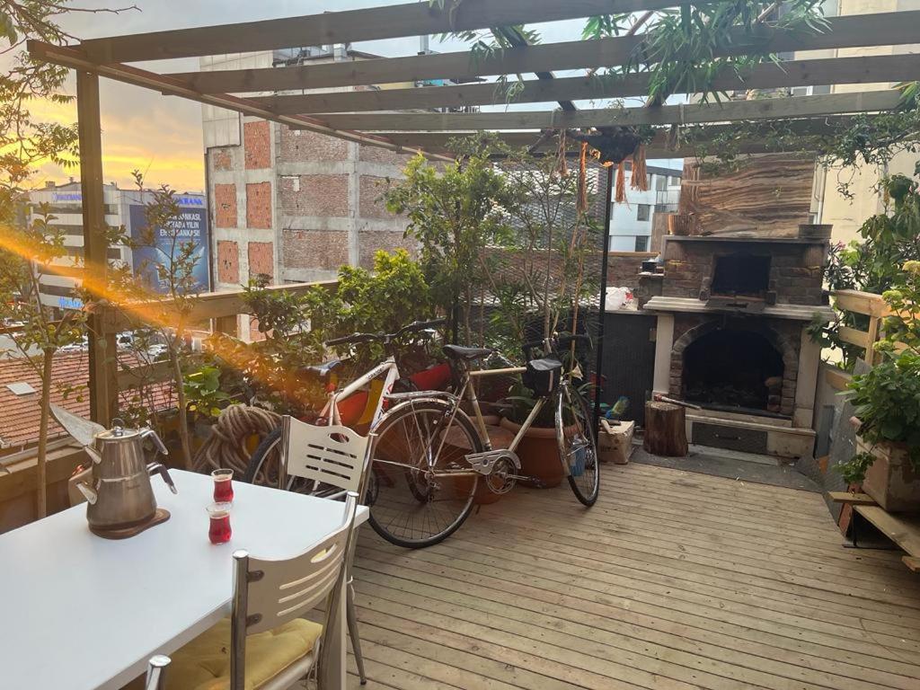 Central Apartment Kadikoy Terrace Bbq Close 2 Block Ferry Bull Metro Nighlife Provincia di Provincia di Istanbul Esterno foto