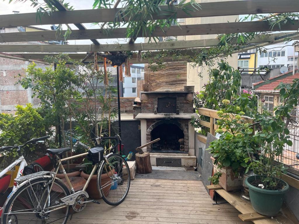 Central Apartment Kadikoy Terrace Bbq Close 2 Block Ferry Bull Metro Nighlife Provincia di Provincia di Istanbul Esterno foto