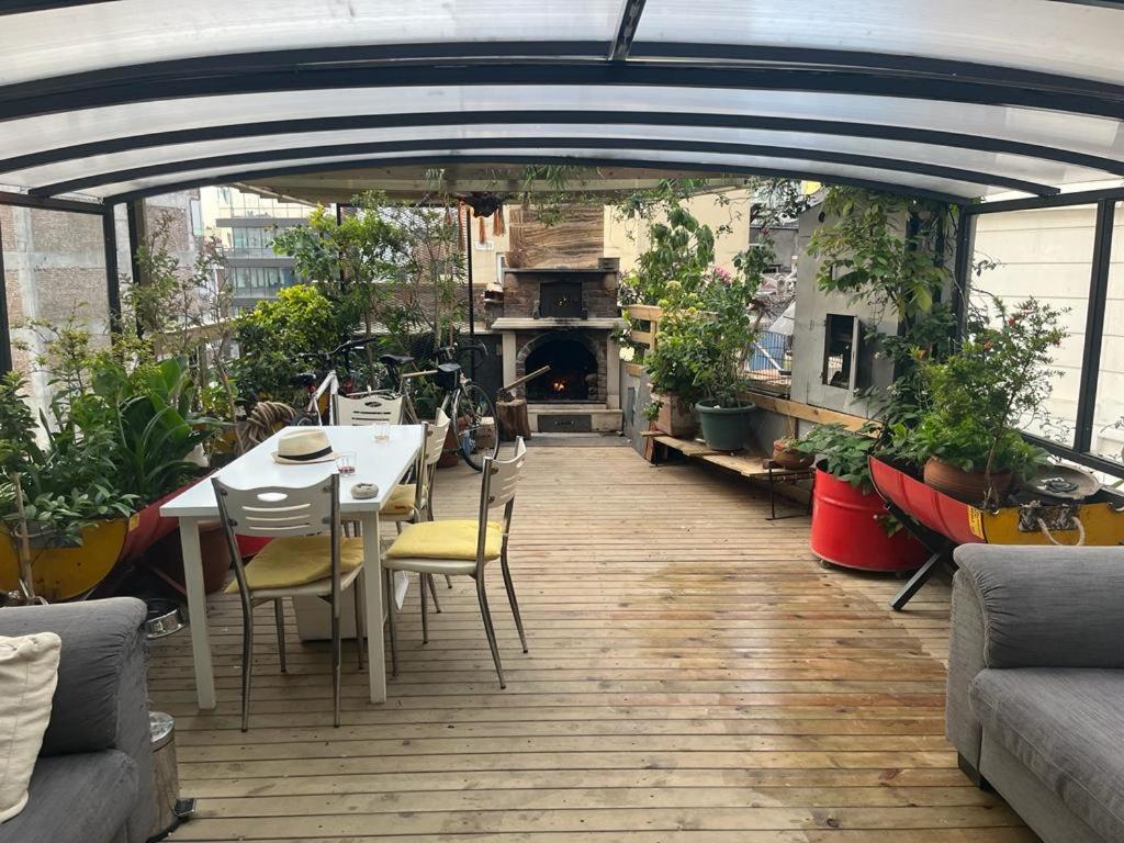Central Apartment Kadikoy Terrace Bbq Close 2 Block Ferry Bull Metro Nighlife Provincia di Provincia di Istanbul Esterno foto